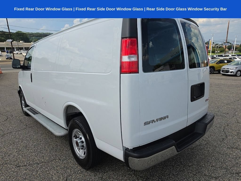 Used 2025 GMC Savana 2500 w/ Driver Convenience Package RWD image 5