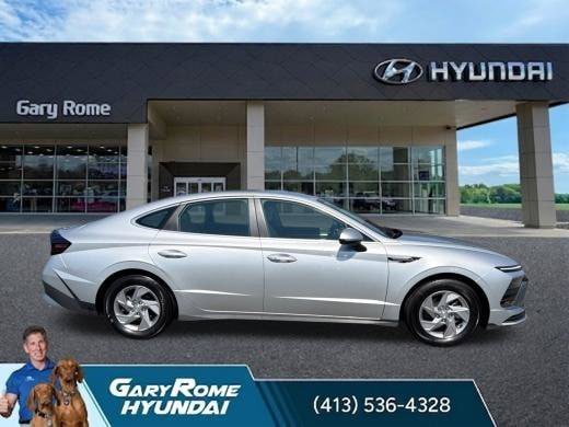 Certified 2025 Hyundai Sonata SE FWD image 12