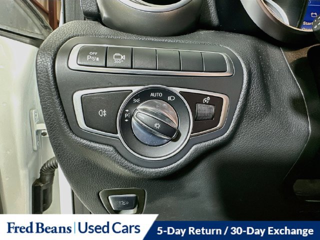 Used 2019 Mercedes-Benz GLC 300 4MATIC image 14