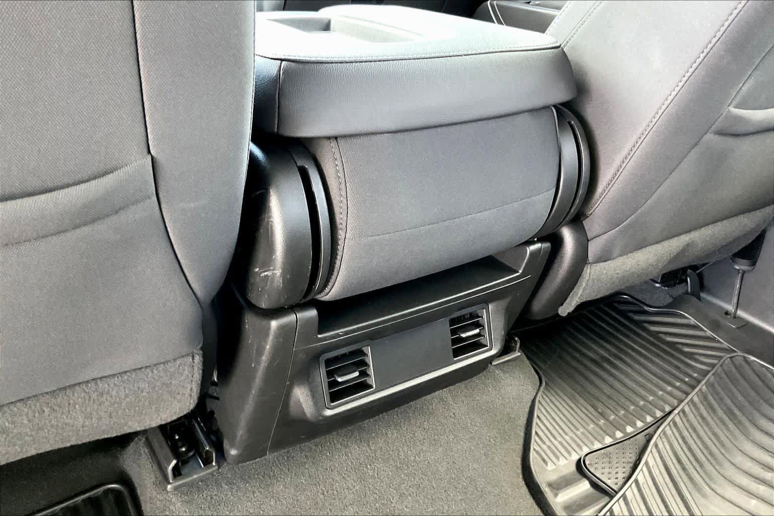 Certified 2023 Chevrolet Silverado 1500 Custom image 33