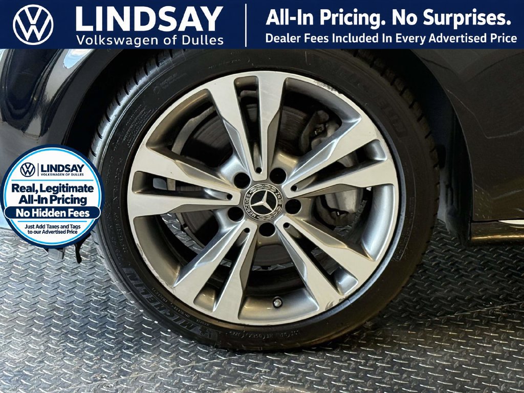 Used 2018 Mercedes-Benz C 300 4MATIC Sedan image 7
