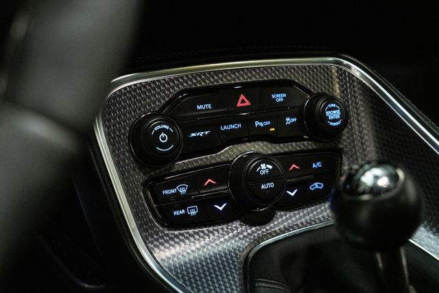 Used 2019 Dodge Challenger SRT Hellcat image 27