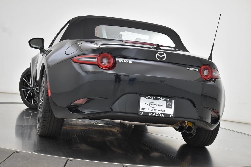 New 2026 MAZDA MX-5 Miata Grand Touring w/ Weather Package RWD image 9