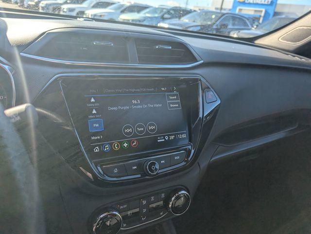 Certified 2023 Chevrolet TrailBlazer RS w/ Sun and Liftgate Package image 21