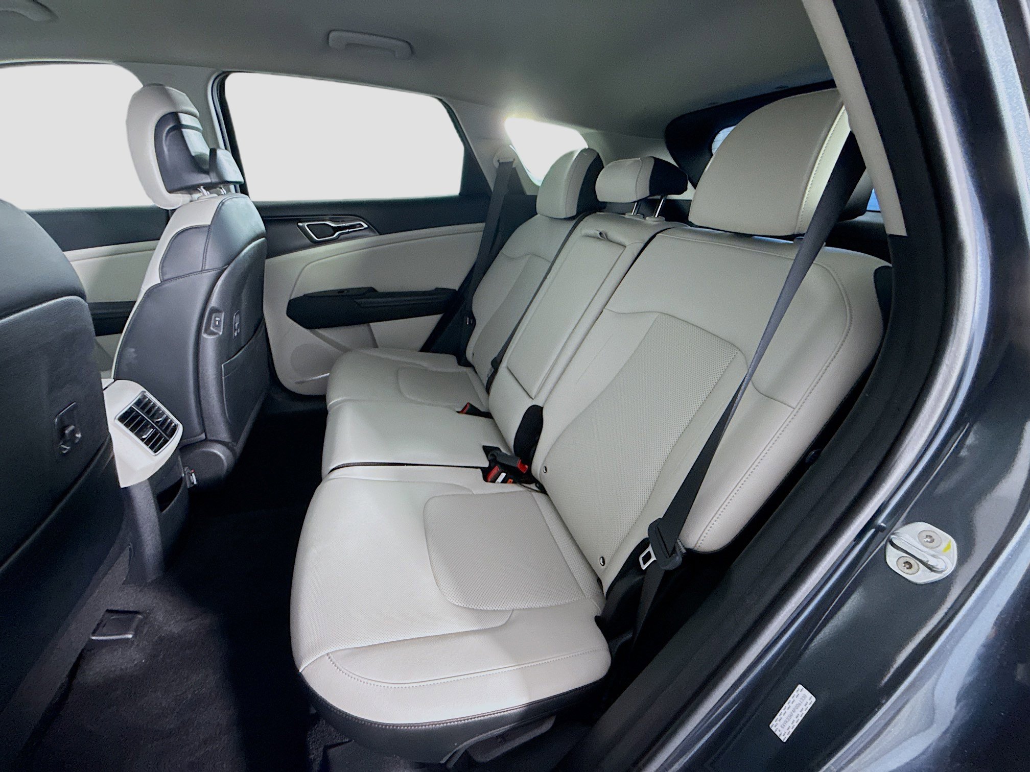 Used 2023 Kia Sportage EX FWD image 25