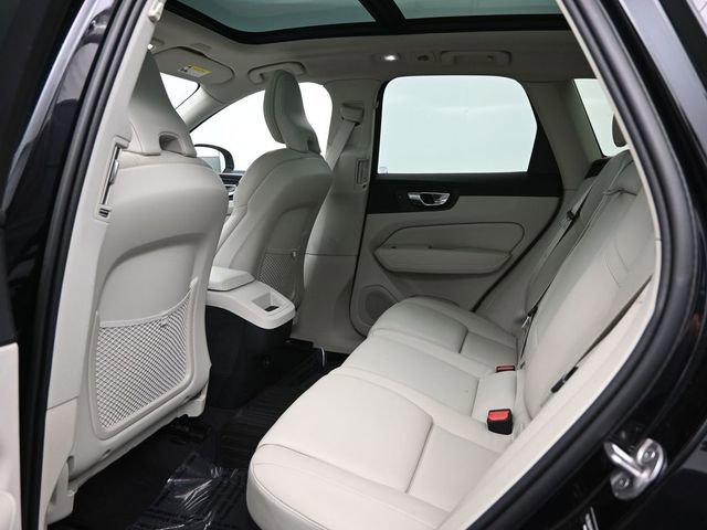 Used 2023 Volvo XC60 B5 Plus w/ Protection Package Premier image 29