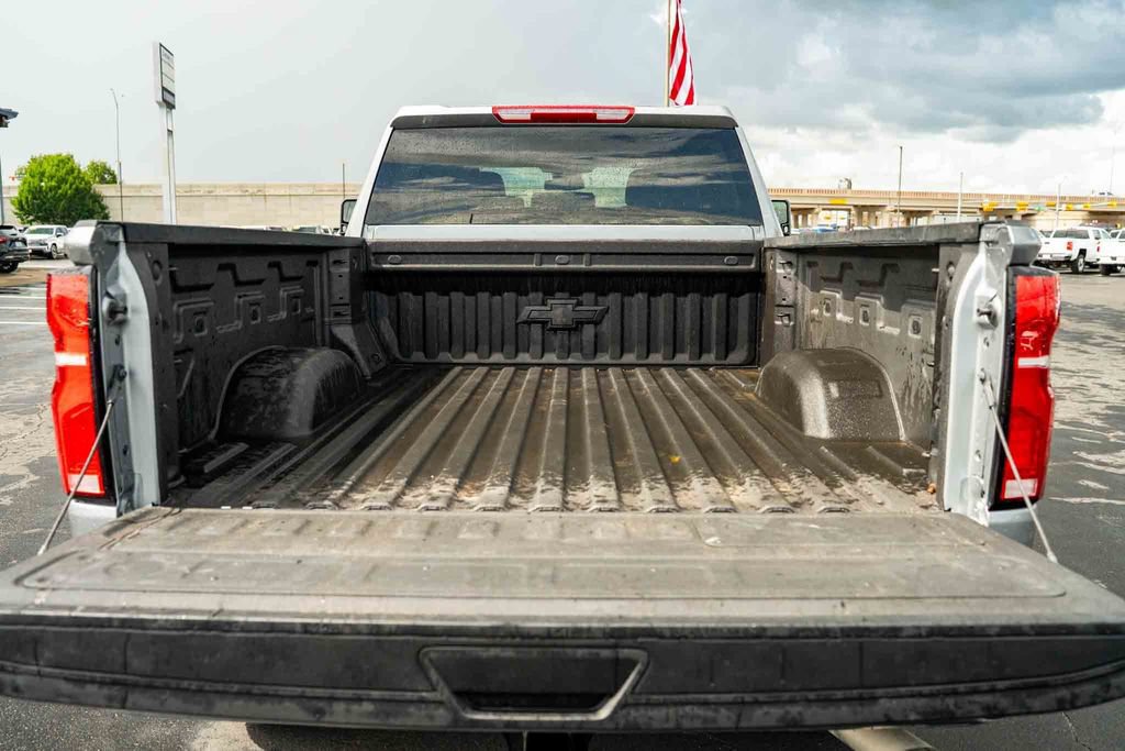 Certified 2026 Chevrolet Silverado 3500 LTZ w/ LTZ Convenience Package AWD/4WD image 31