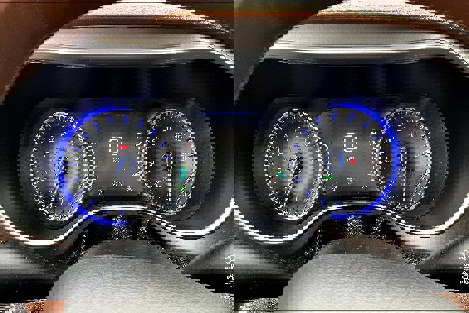 Used 2019 Chrysler Pacifica Limited w/ Advanced Safetytec Group image 12