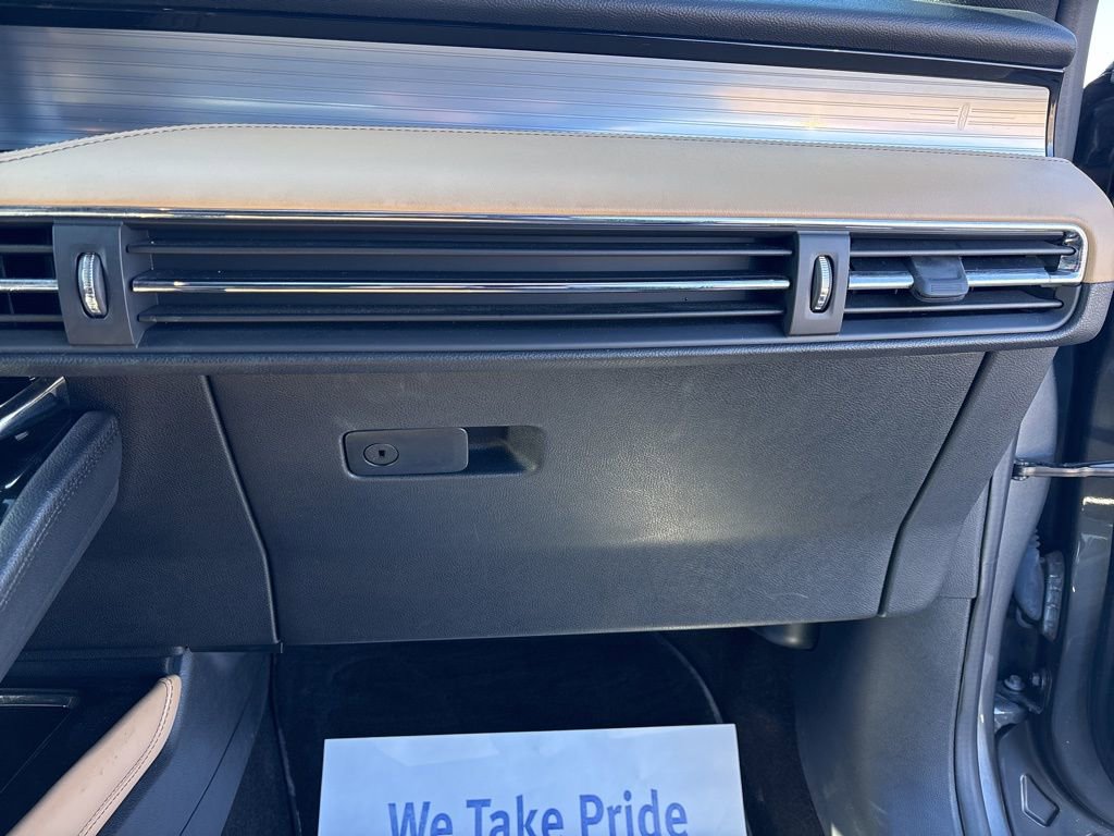 Used 2021 Lincoln Corsair Reserve image 19