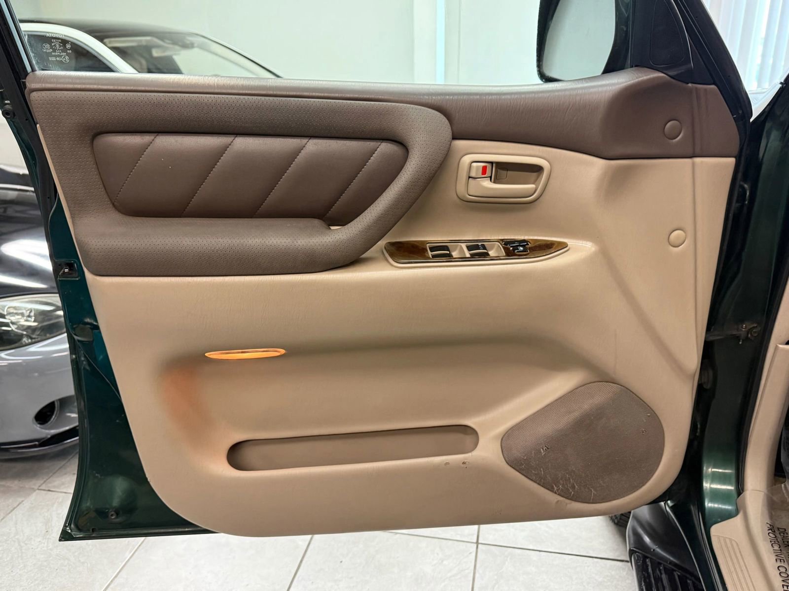 Used 1998 Toyota Land Cruiser image 15