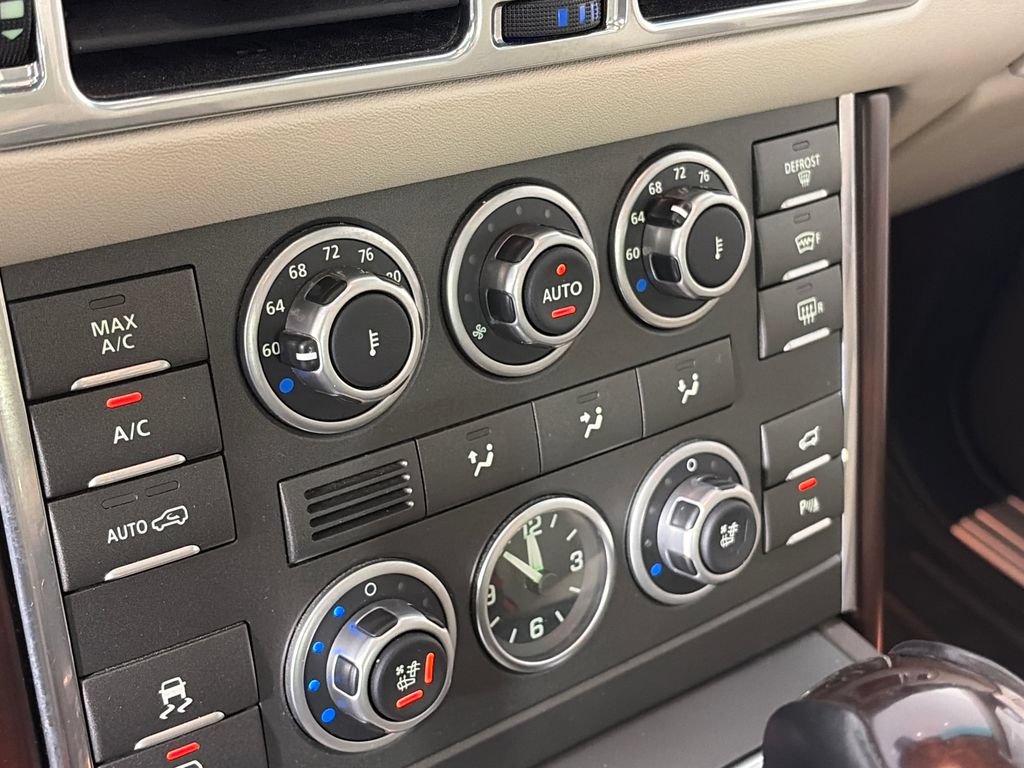 Used 2010 Land Rover Range Rover HSE AWD/4WD image 21