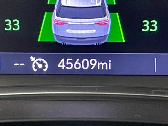 Certified 2021 Chevrolet Traverse LT image 3