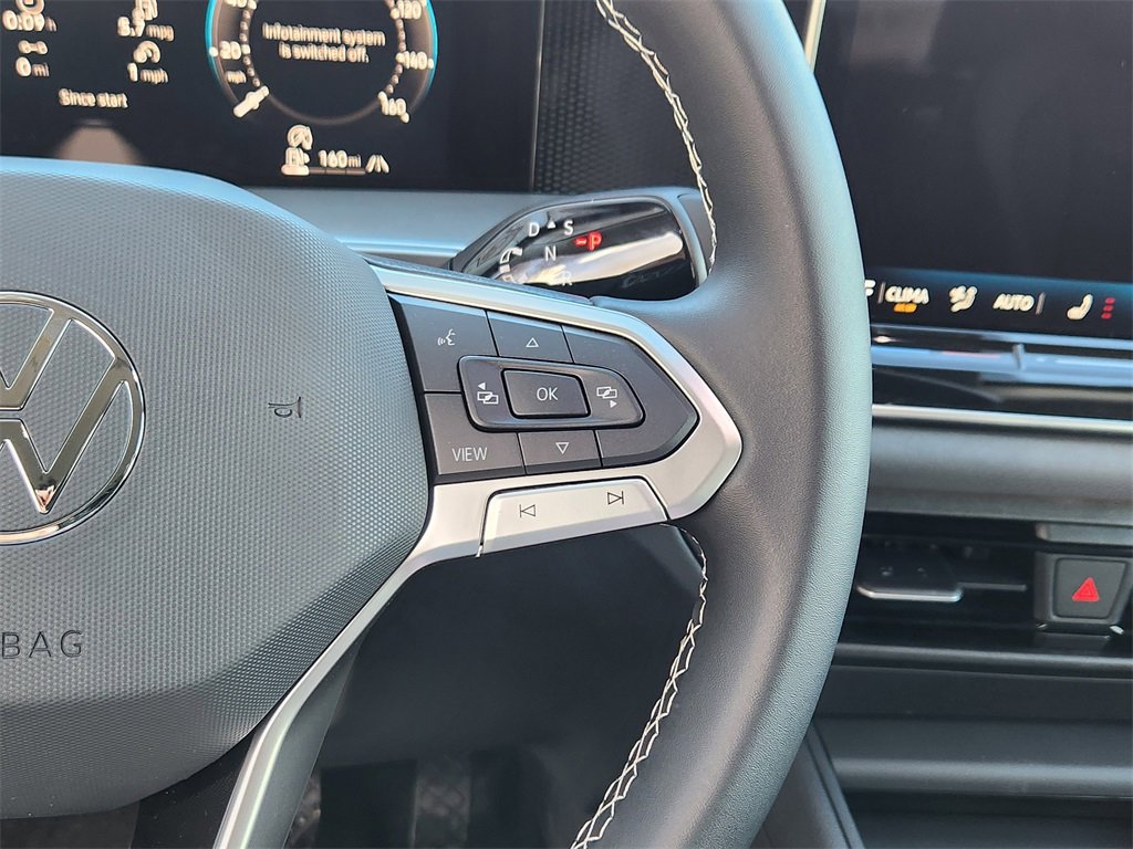 New 2026 Volkswagen Tiguan SE image 10