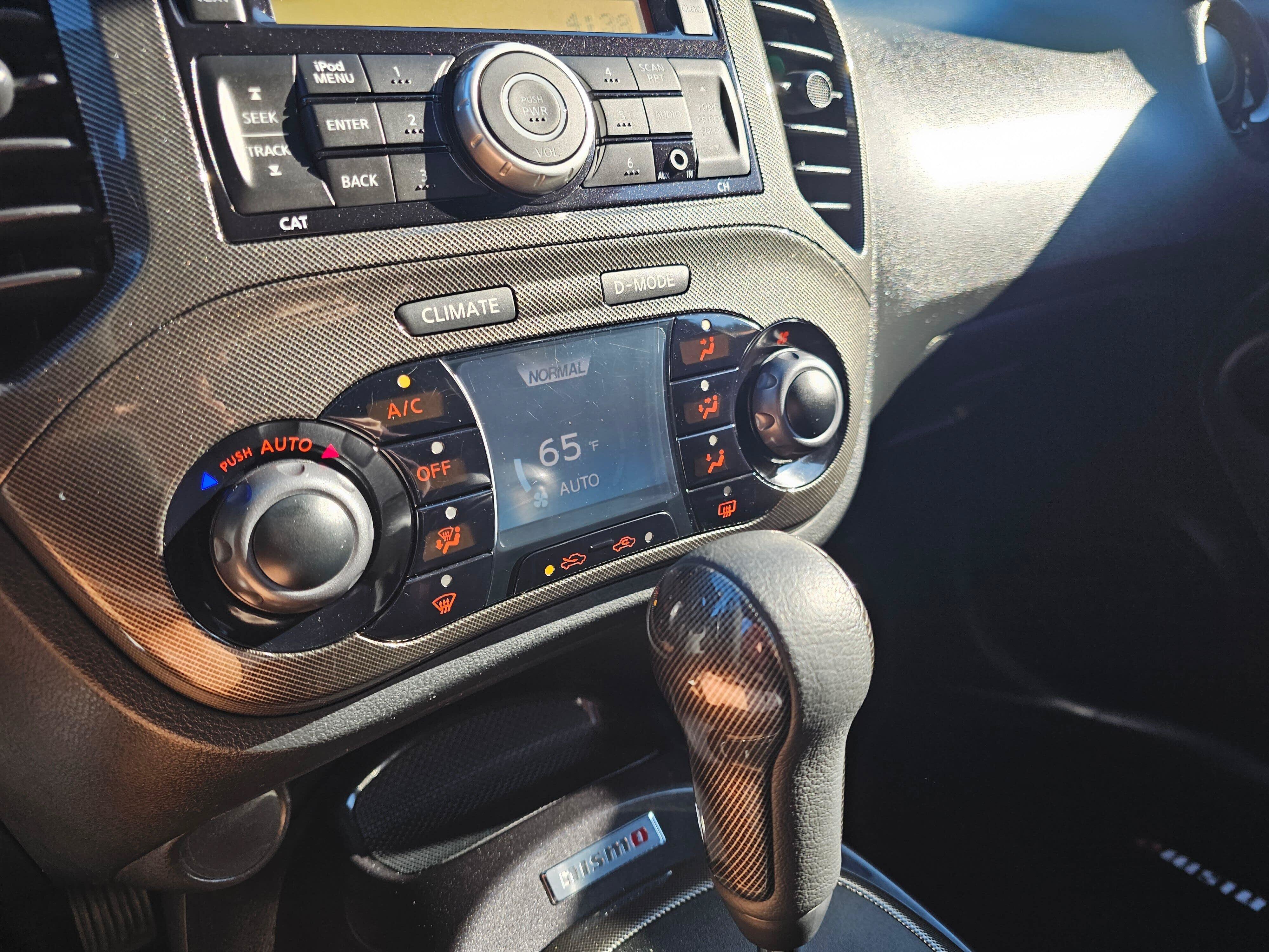 Used 2014 Nissan Juke NISMO RS AWD/4WD image 29