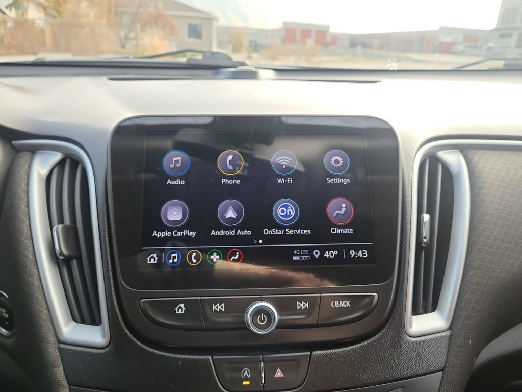 Used 2022 Chevrolet Malibu LT FWD image 22