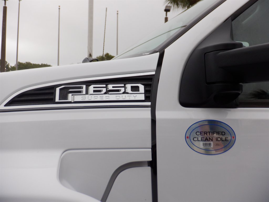 Used 2022 Ford F650 2WD Regular Cab Super Duty image 24