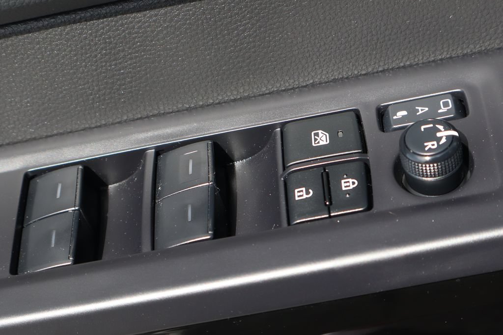 Used 2024 Toyota Tundra Limited AWD/4WD image 20
