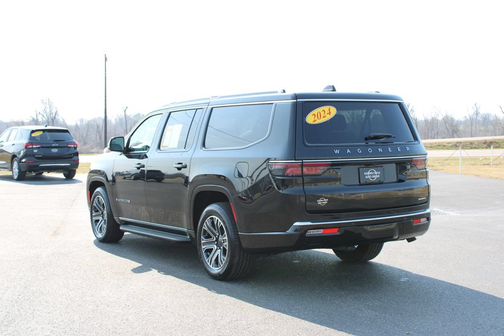 Used 2024 Jeep Wagoneer L Series II w/ Flexible Seating Group AWD/4WD image 7