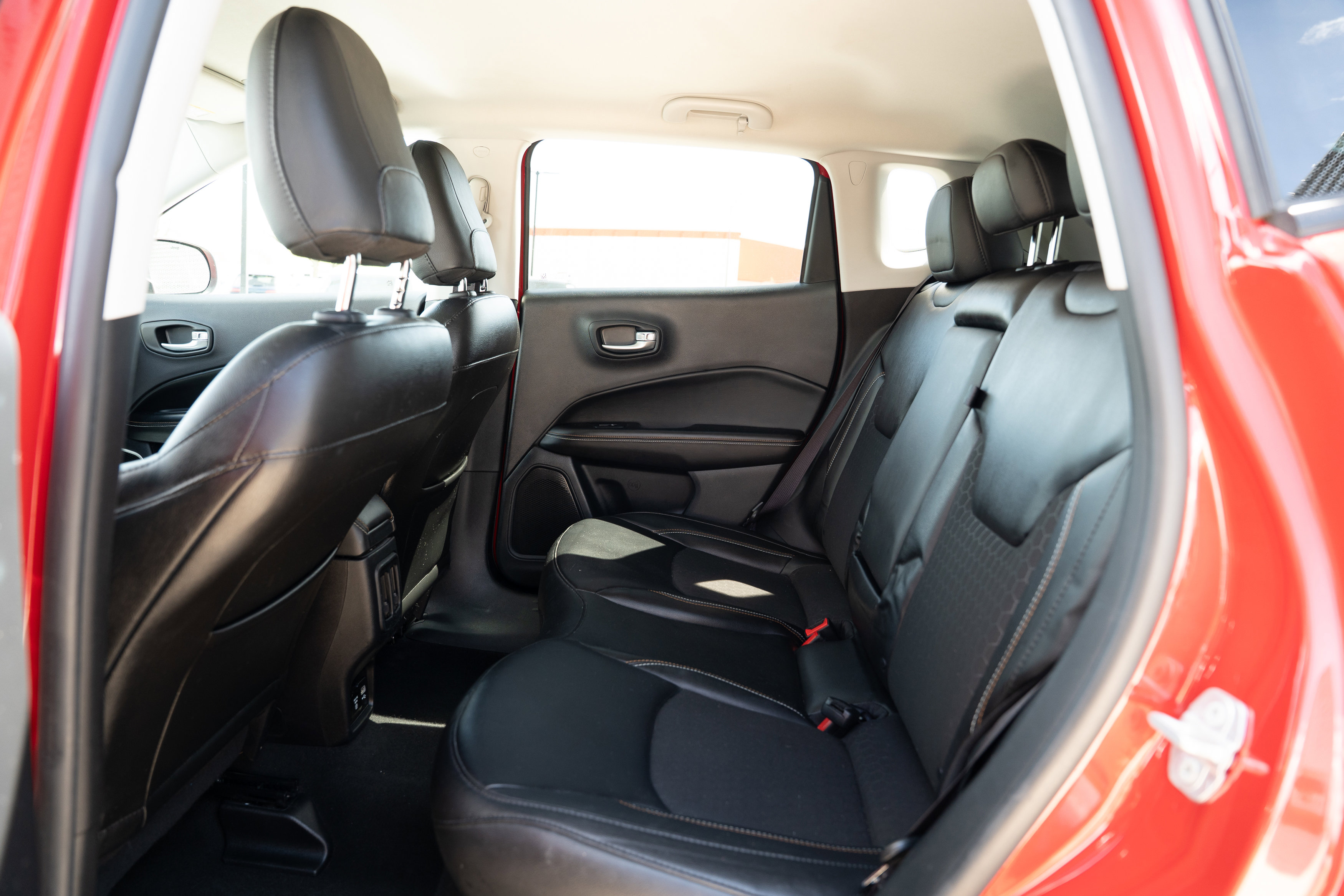 Used 2021 Jeep Compass Latitude w/ Convenience Group AWD/4WD image 22