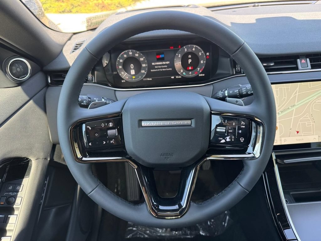 New 2026 Land Rover Range Rover Evoque S AWD/4WD image 11