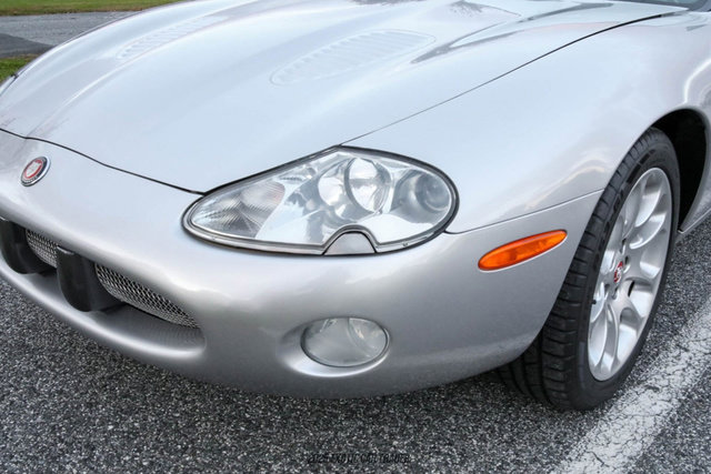 Used 2001 Jaguar XK8 Convertible image 54