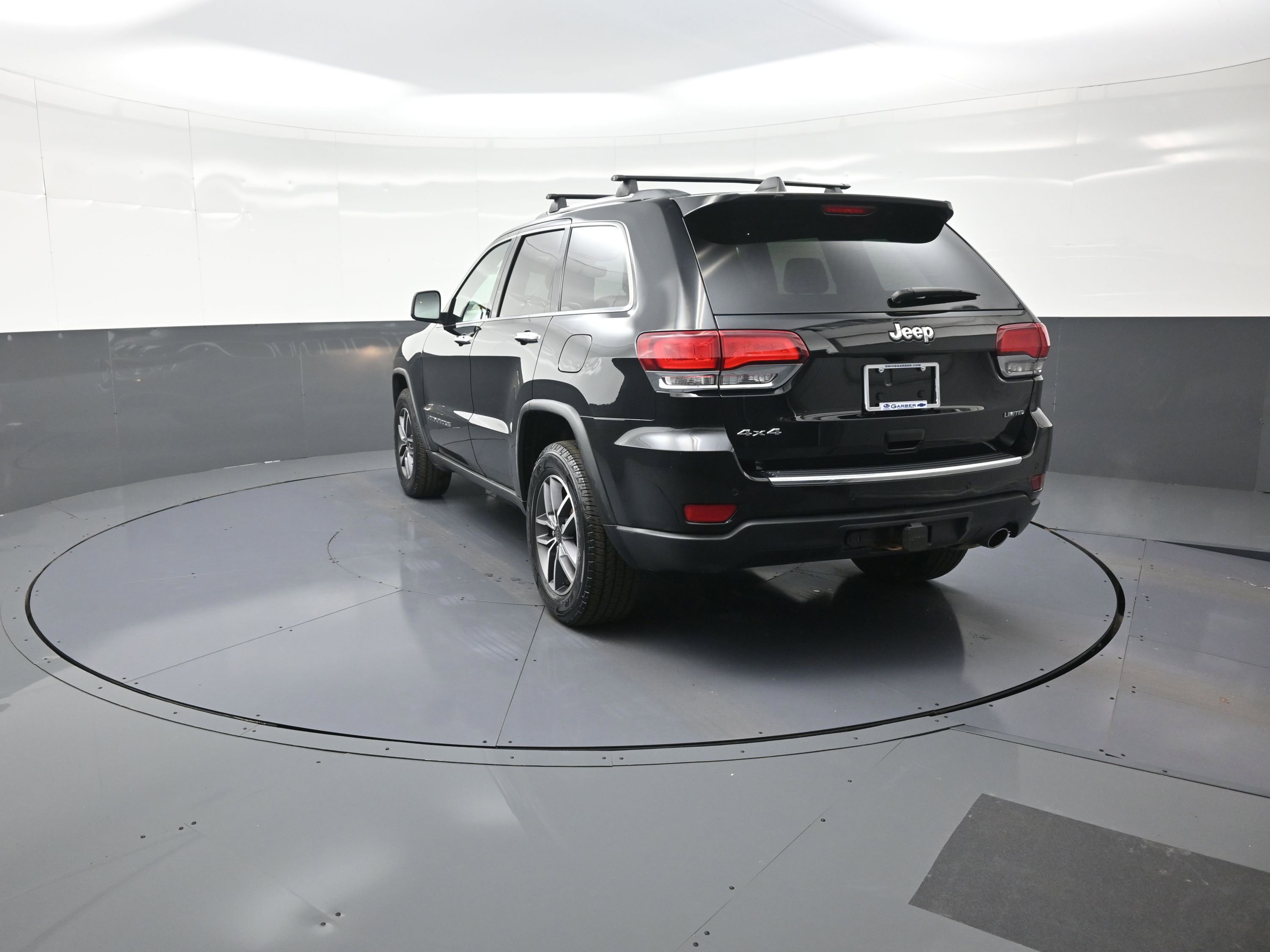 Used 2021 Jeep Grand Cherokee Limited w/ Trailer Tow Group IV image 5