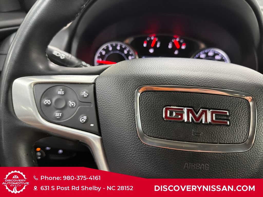 Used 2024 GMC Terrain SLT AWD/4WD image 25