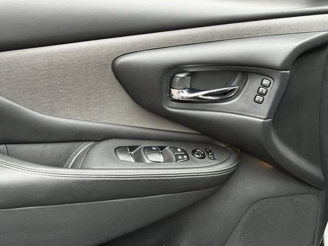 Used 2021 Nissan Murano SL w/ SL Moonroof Package image 21