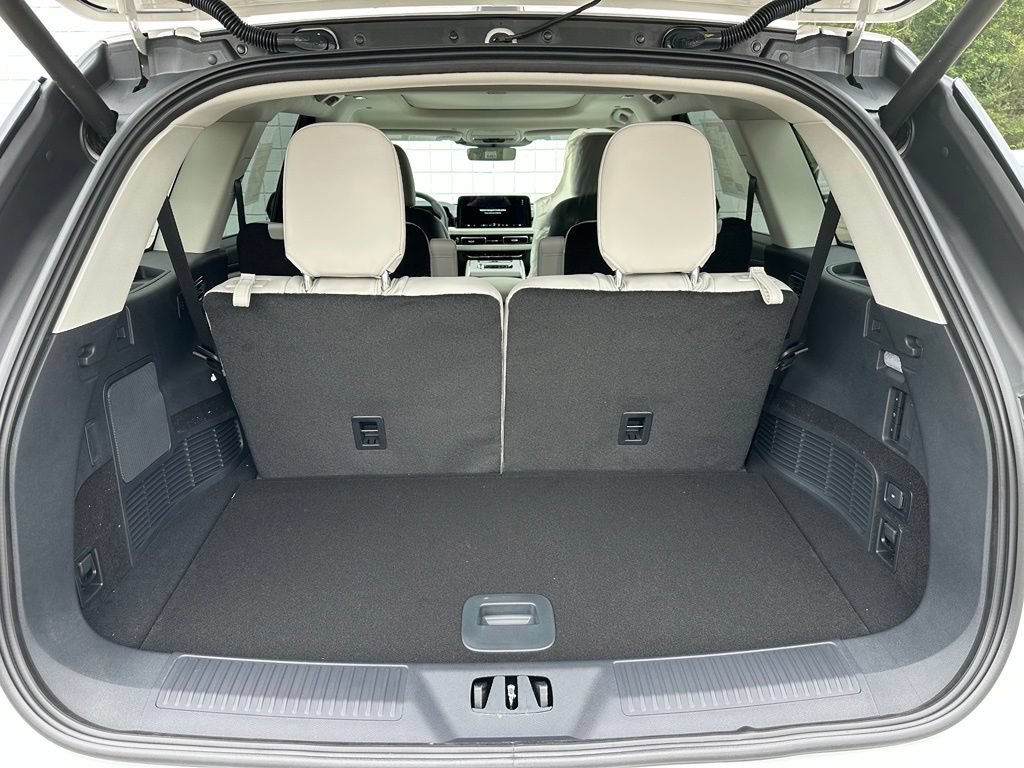 New 2026 Lincoln Aviator Reserve w/ Jet Appearance Package AWD/4WD image 25