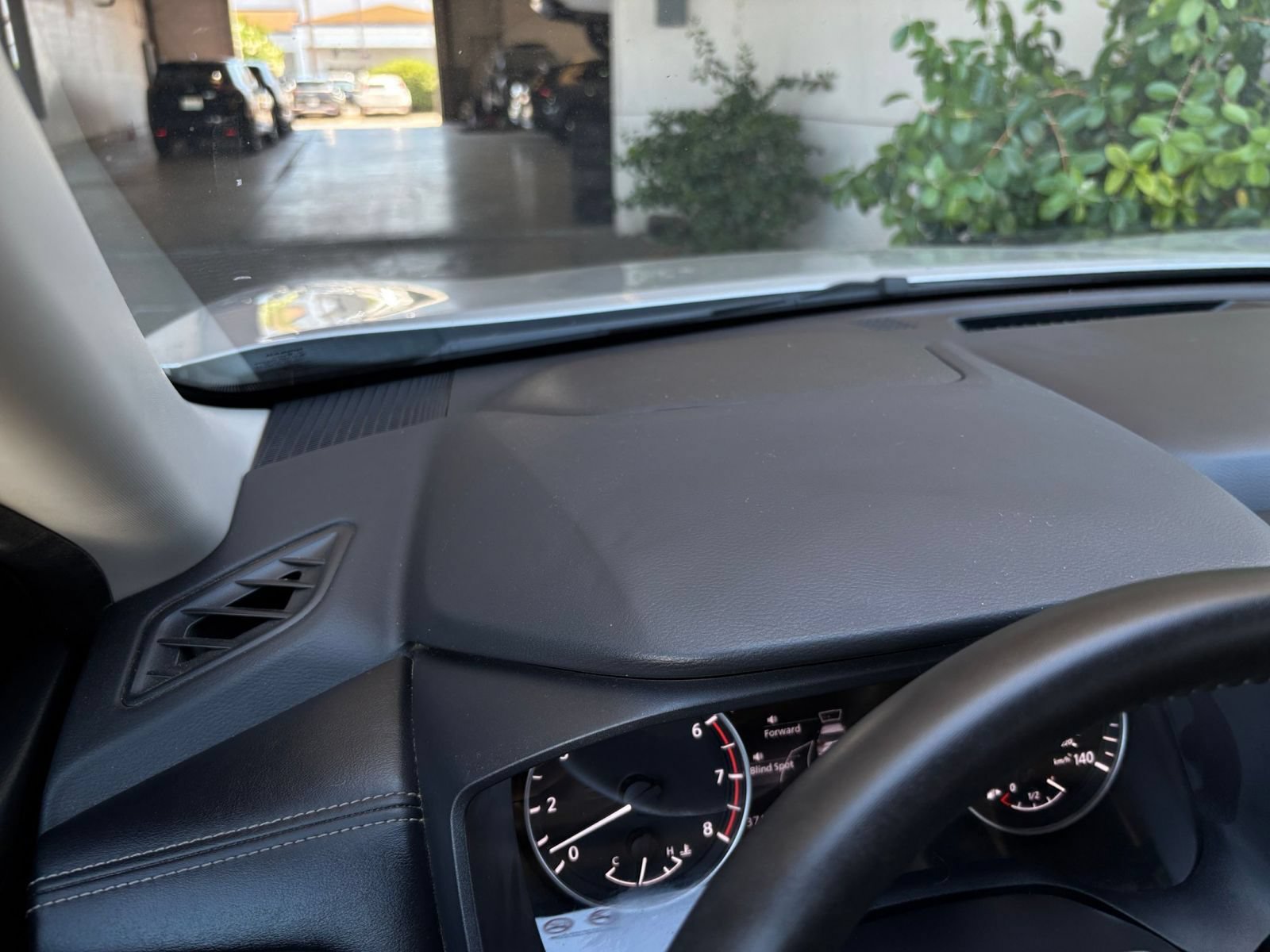 Used 2025 Nissan Rogue SV FWD image 36