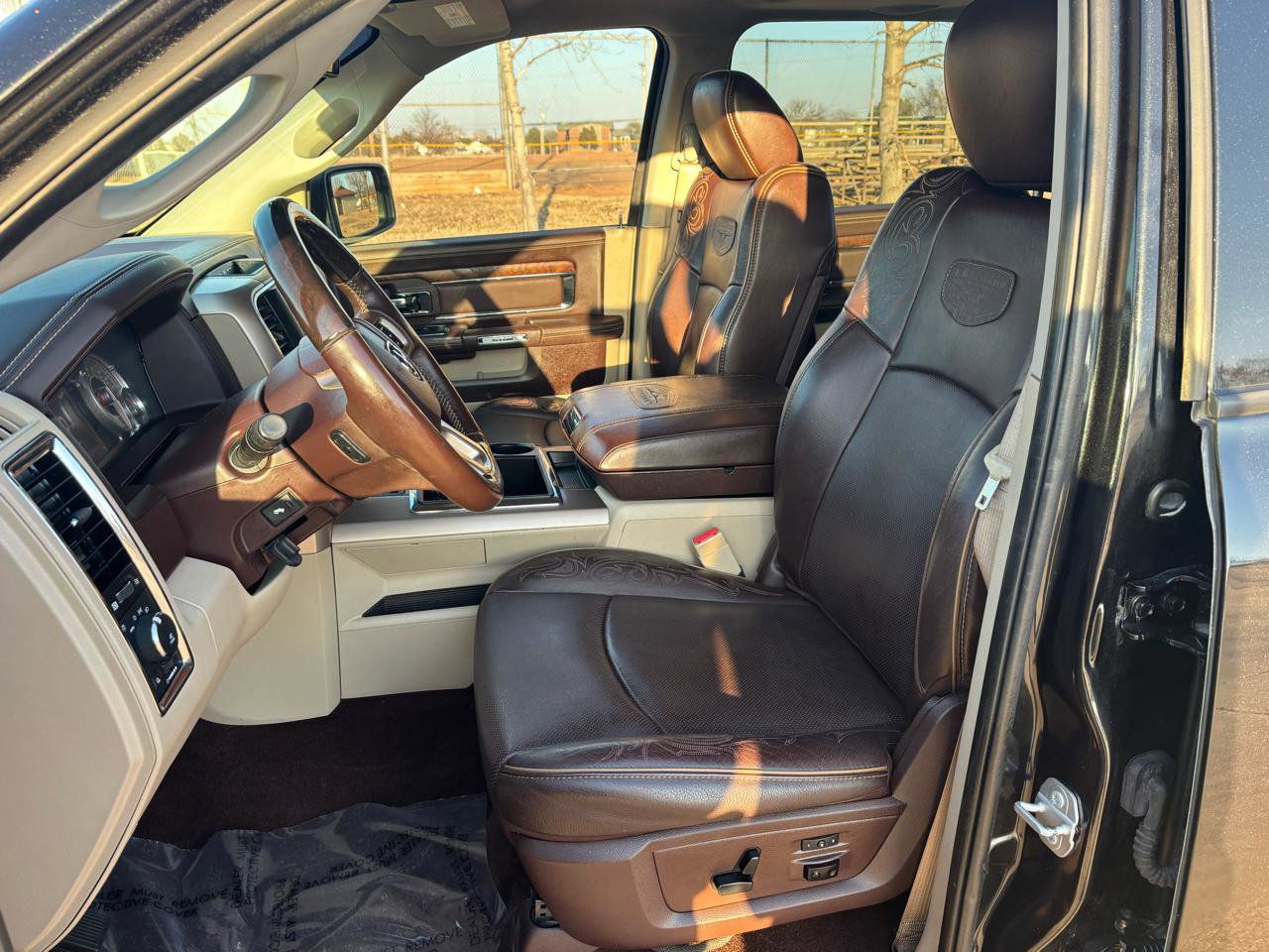 Used 2015 RAM 1500 Laramie Longhorn w/ Convenience Group image 15
