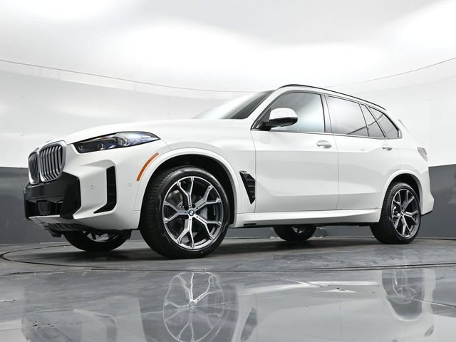 Used 2026 BMW X5 xDrive40i w/ M Sport Package AWD/4WD image 34