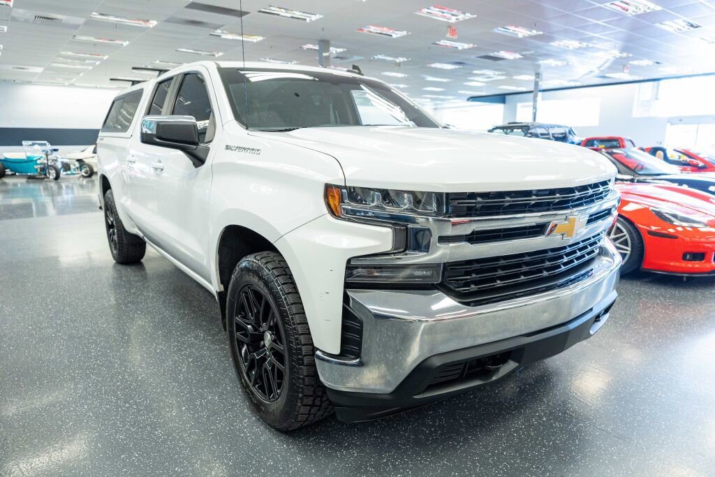 Used 2019 Chevrolet Silverado 1500 LT w/ Fleet Comfort Package image 3
