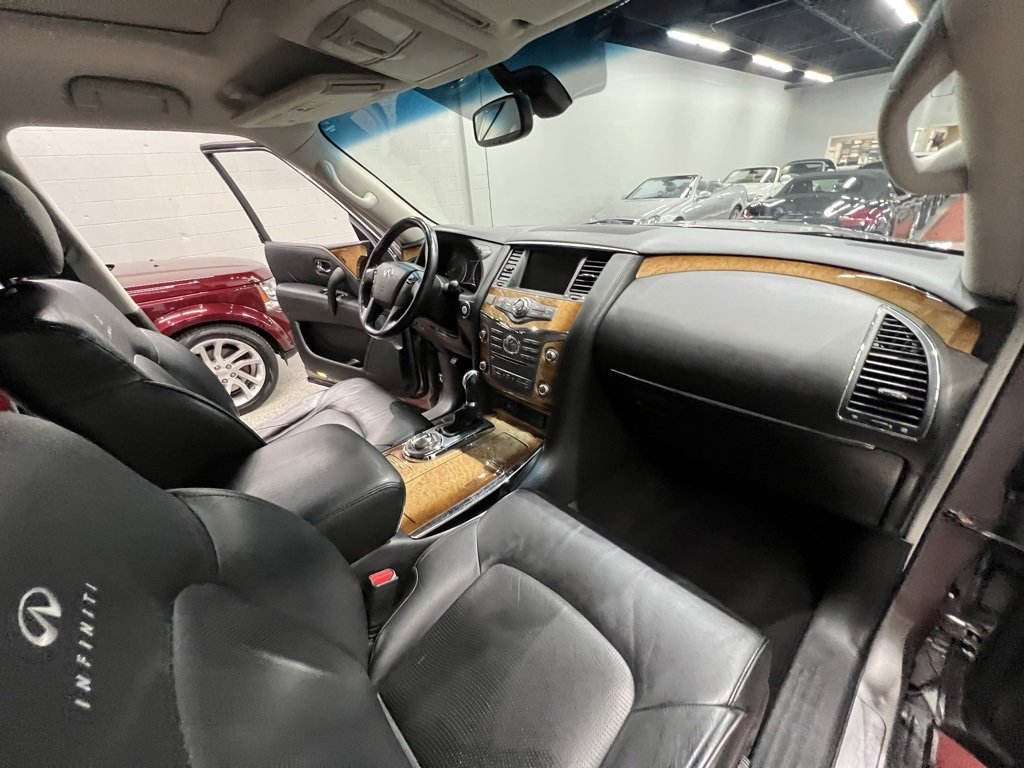 Used 2011 INFINITI QX56 4WD w/ Theater Pkg image 34
