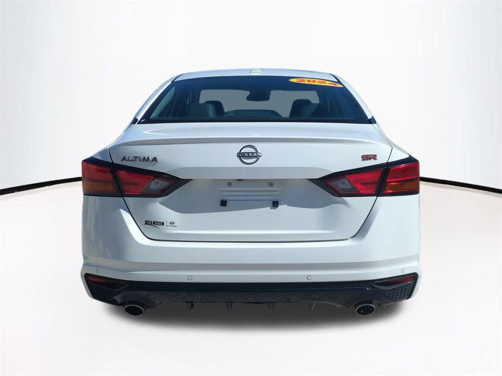 Used 2024 Nissan Altima 2.5 SR image 6