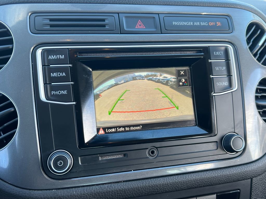Used 2016 Volkswagen Tiguan S image 28