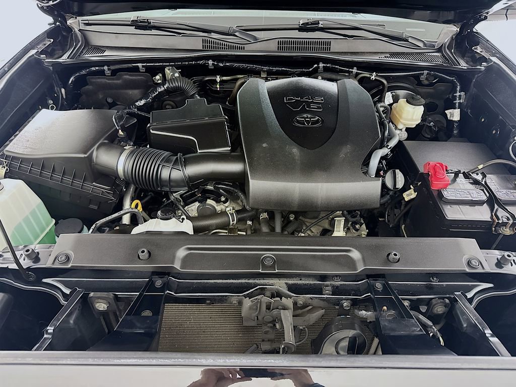 Used 2021 Toyota Tacoma TRD Sport image 29