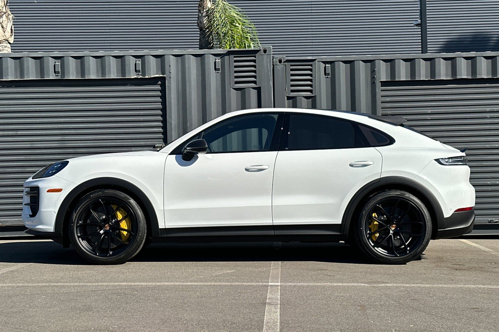 New 2026 Porsche Cayenne Turbo GT image 2