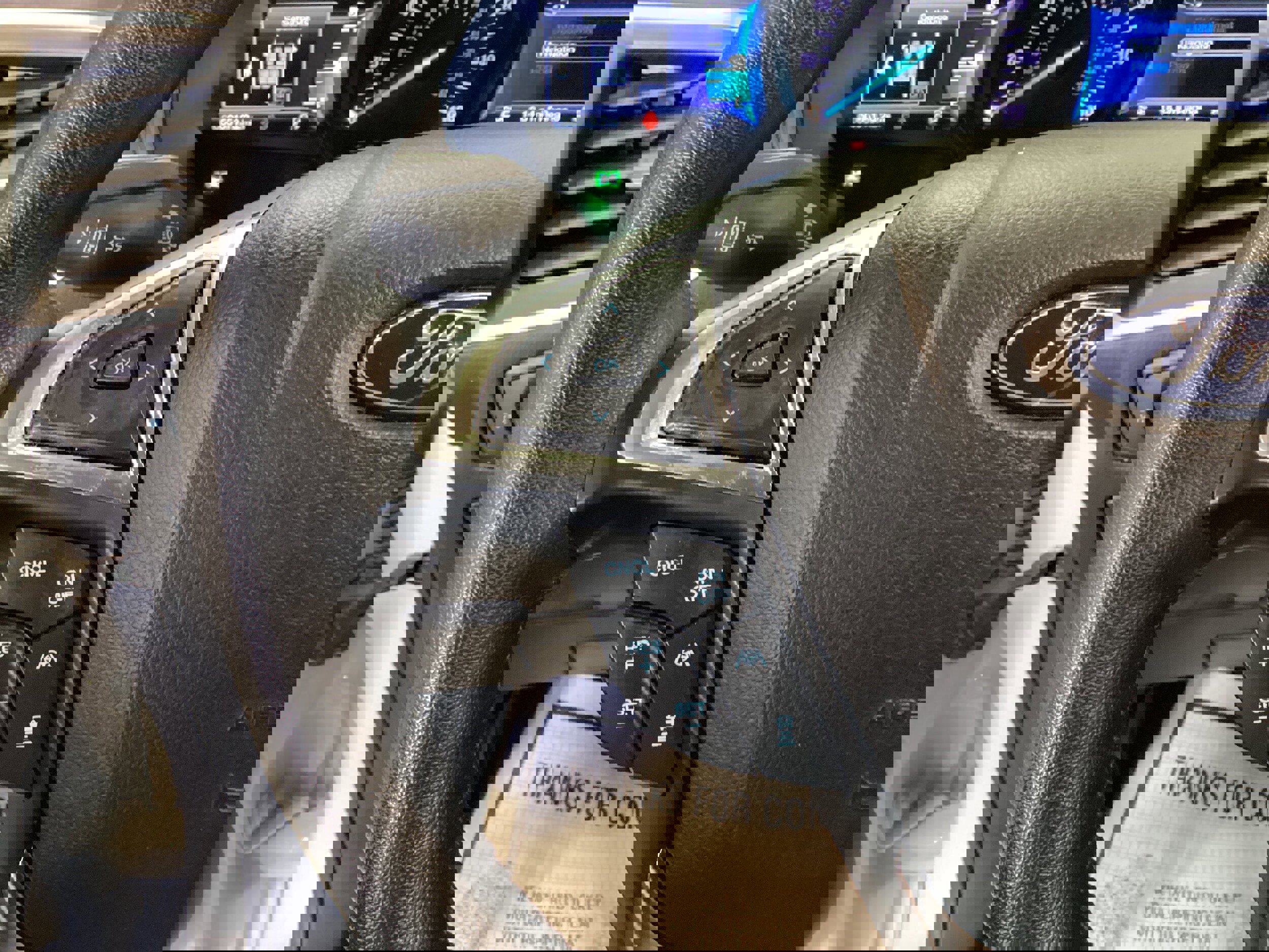 Used 2022 Ford Edge SEL image 21