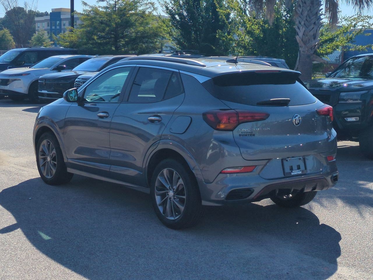 Used 2022 Buick Encore GX Preferred w/ Sport Touring Package FWD image 6