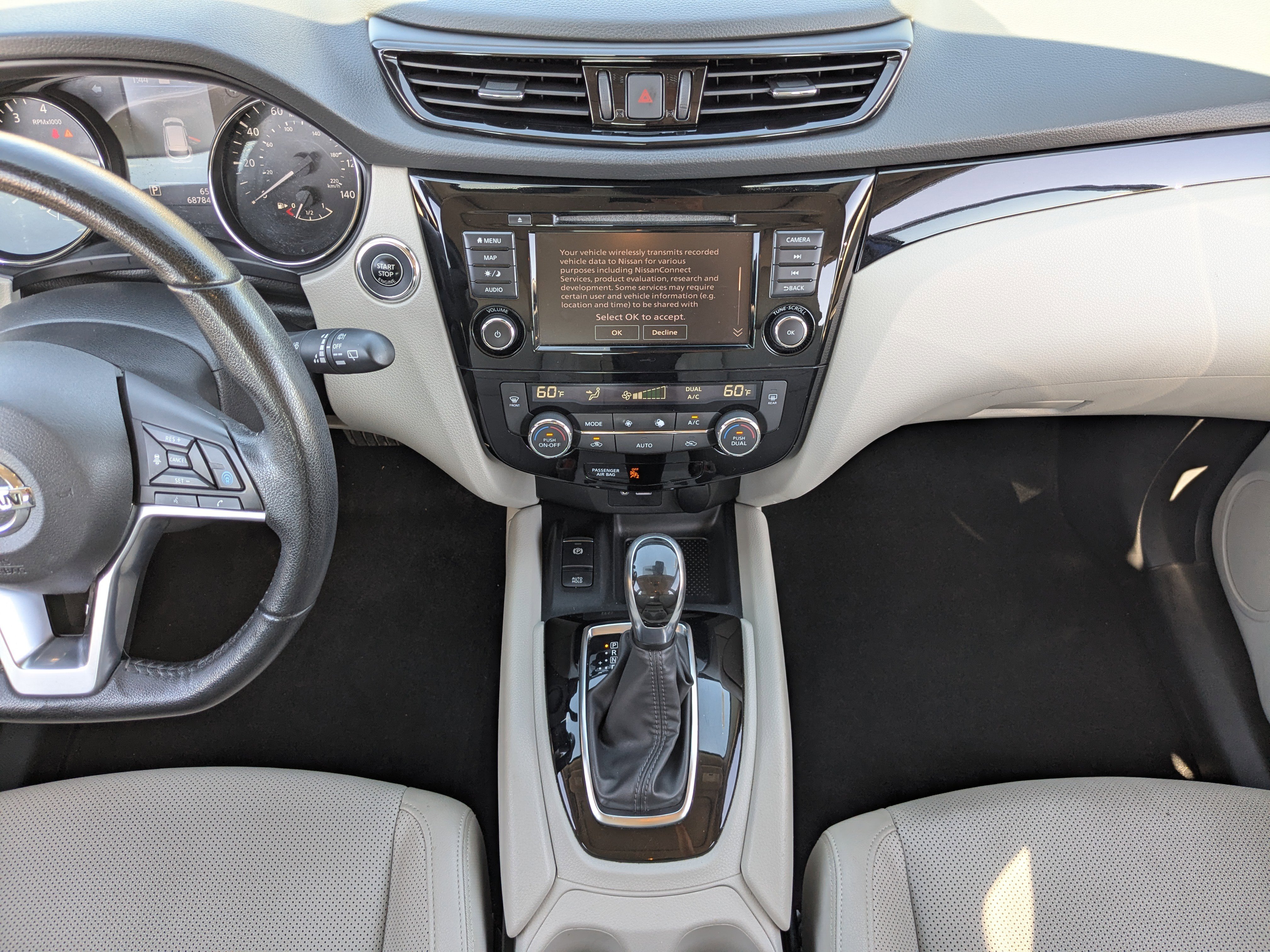 Used 2022 Nissan Rogue Sport SL w/ Premium Package image 17