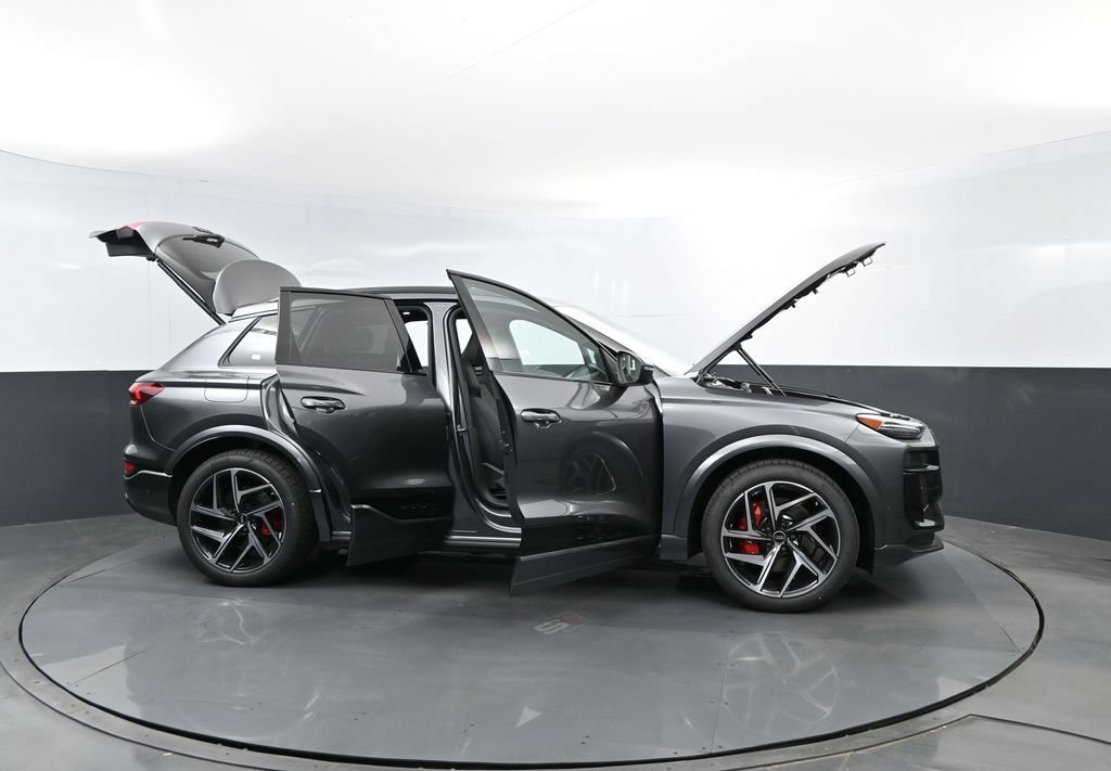 New 2027 Audi SQ6 e-tron Premium Plus AWD/4WD image 27