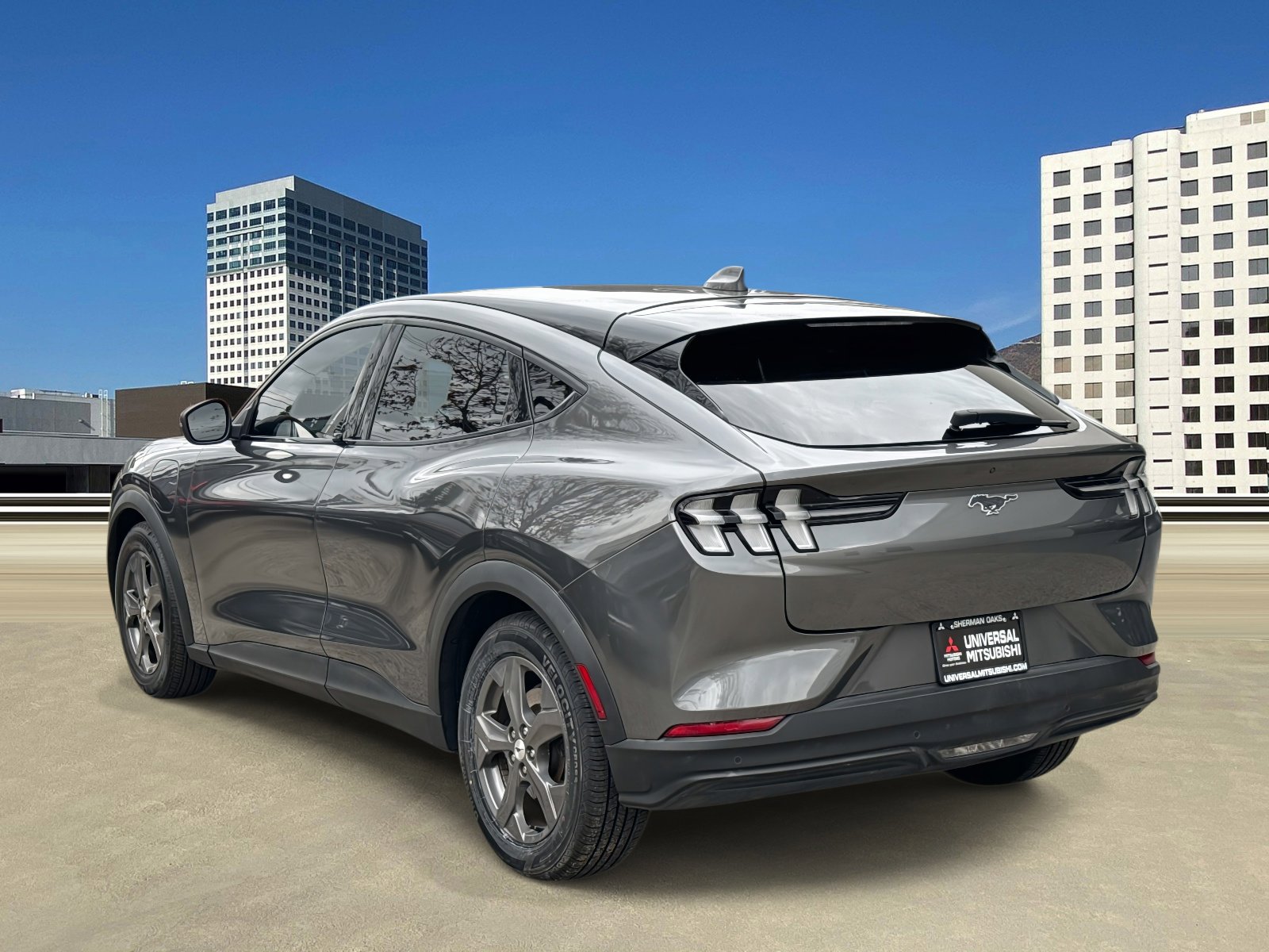 Used 2021 Ford Mustang Mach-E Select image 3