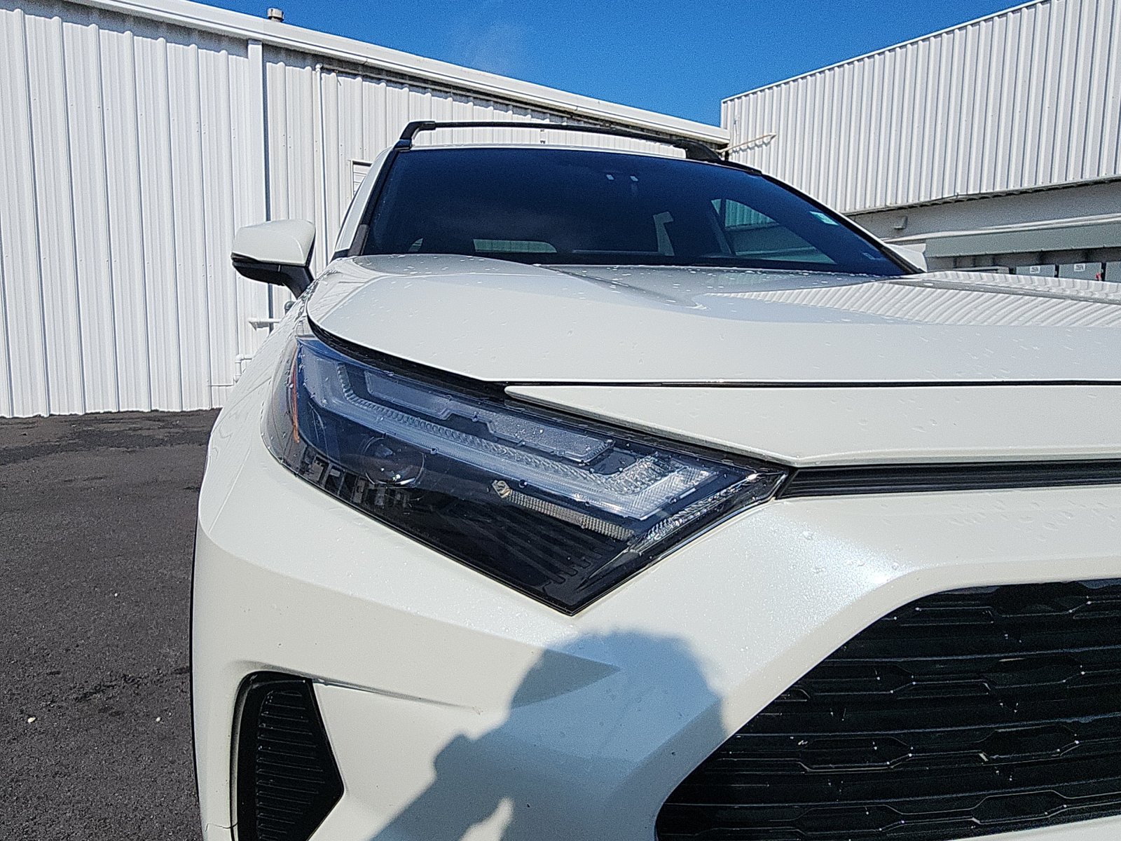 Used 2022 Toyota RAV4 SE w/ SE Grade Weather Package AWD/4WD image 12