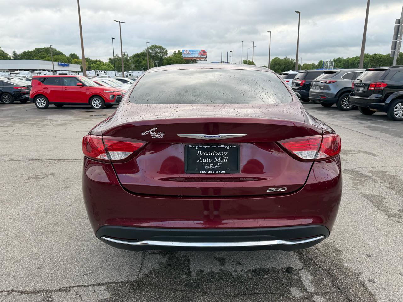 Used 2016 Chrysler 200 Limited FWD image 4