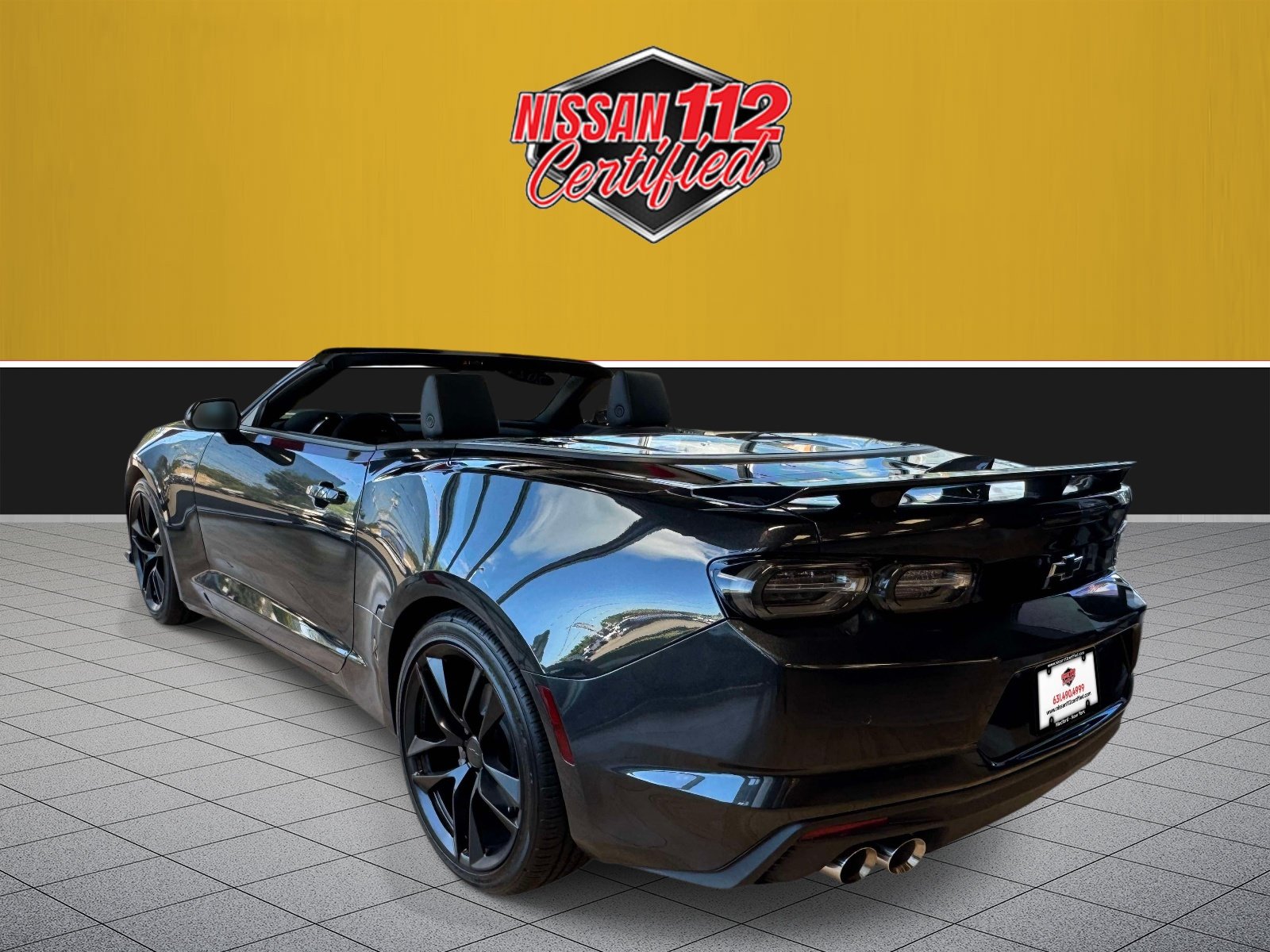 Used 2024 Chevrolet Camaro LT RWD image 4