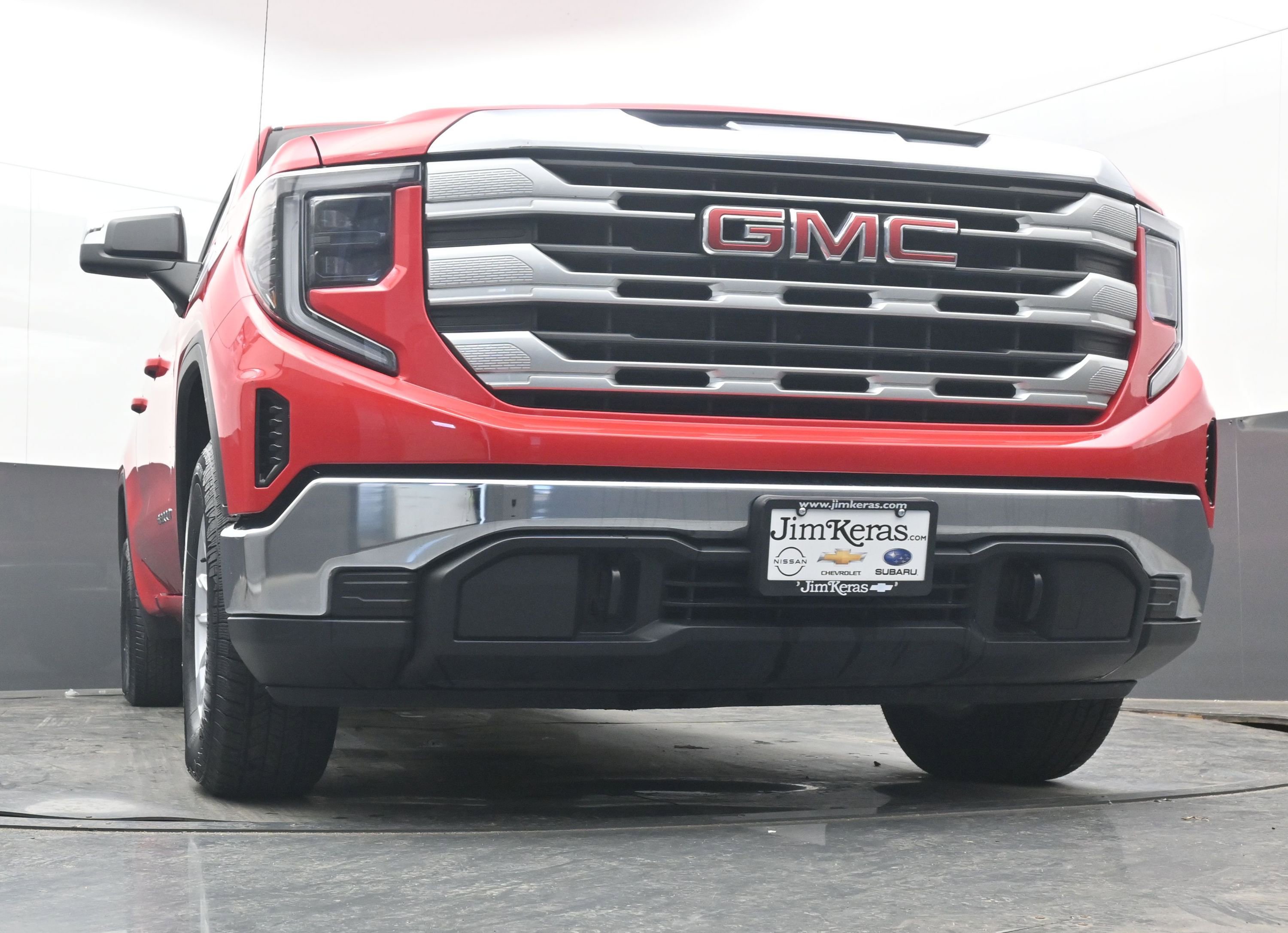 Used 2024 GMC Sierra 1500 SLE image 25