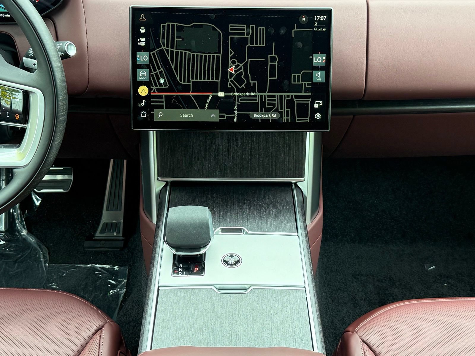 New 2026 Land Rover Range Rover SE AWD/4WD image 24