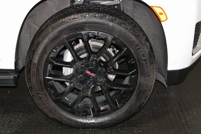 Used 2024 GMC Yukon XL Denali w/ Denali Reserve Package image 43