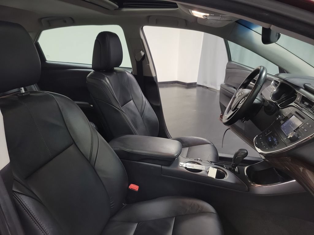 Used 2013 Toyota Avalon XLE Touring FWD image 33